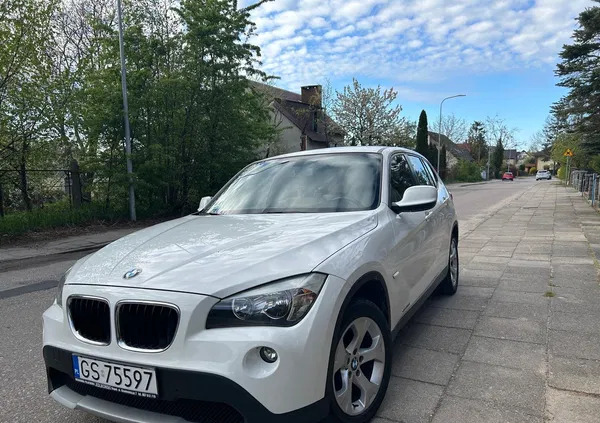 bmw BMW X1 cena 39900 przebieg: 143000, rok produkcji 2011 z Słupsk